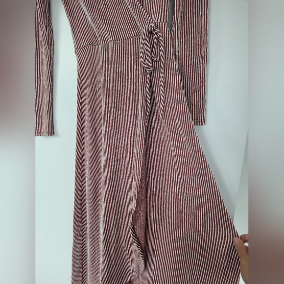 Ribbed midi wrap dress, size small - Picture 4 of 9